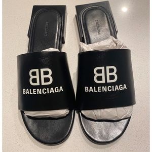 Balenciaga  Box mule leather sandals